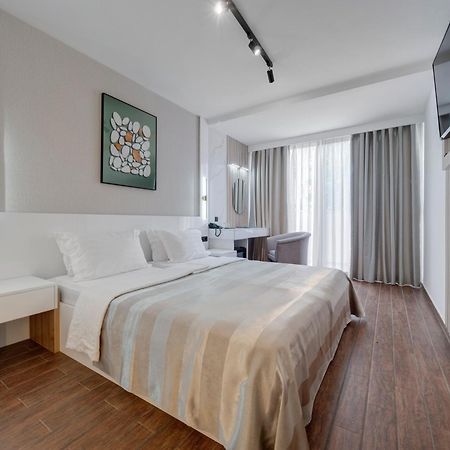 Hotel Tara Becici ブドヴァ エクステリア 写真